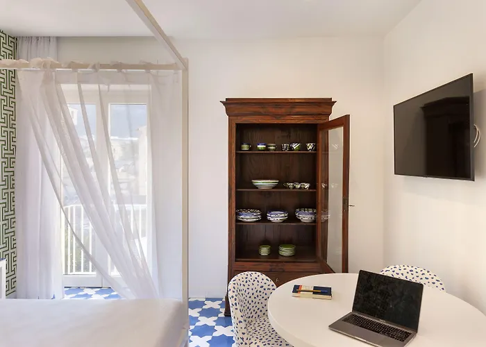 Luxury&romantic With Balcony In 公寓 *