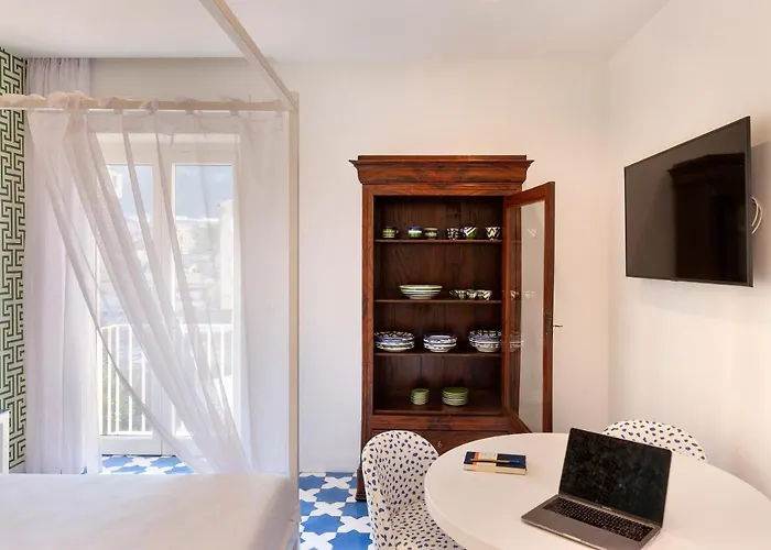 公寓 Luxury&romantic With Balcony In *