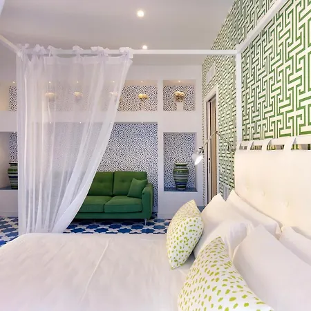 Luxury&romantic With Balcony In Lägenhet *