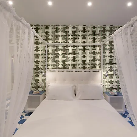 Luxury&romantic With Balcony In Apartment