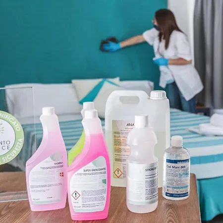 アパート Luxury&romantic With Balcony In ソレント