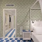 Luxury&romantic With Balcony In Appartamento