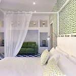 Luxury&romantic With Balcony In Appartamento Sorrento