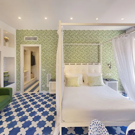 Luxury&romantic With Balcony In * סורנטו