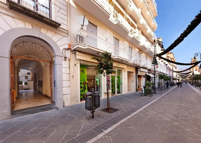 Luxury&romantic With Balcony In Apartment Sorrento
